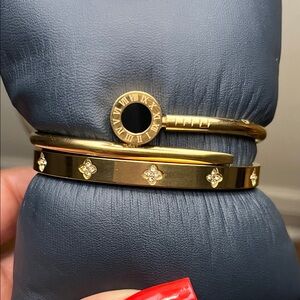 Source Unknown Gold Bracelets with Diamond Accents